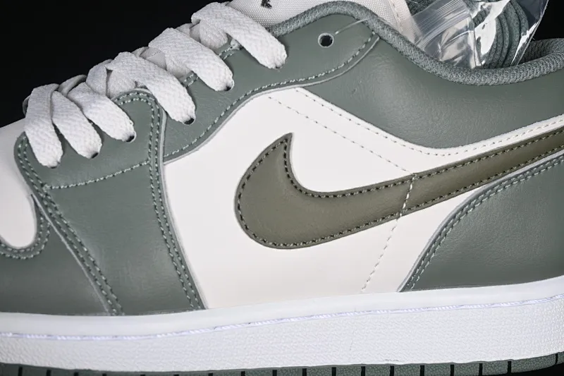All categories Air Jordan Jordan series basketball shoes Air Jordan 1 Low Air Jordan 1 Low AJ1 Joe 1 meter white and green low state cultural casual sneakers 553558-300